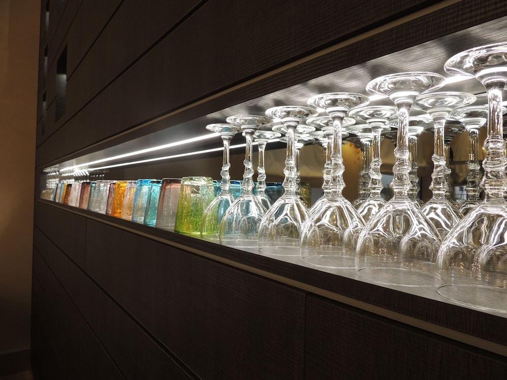 Hotel Verdi Boutique Hotel Парма Екстериор снимка