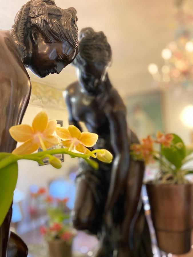 Hotel Verdi Boutique Hotel Парма Екстериор снимка