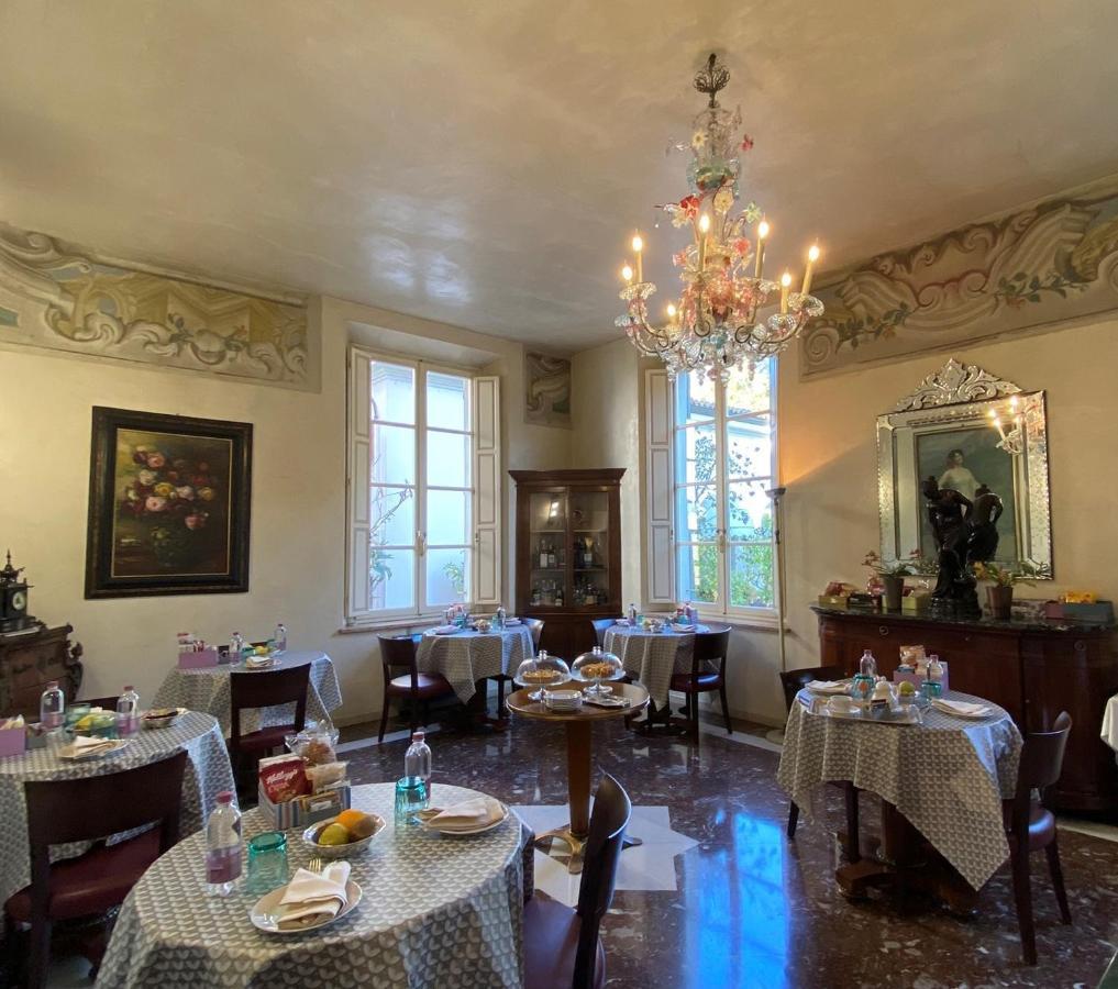 Hotel Verdi Boutique Hotel Парма Екстериор снимка