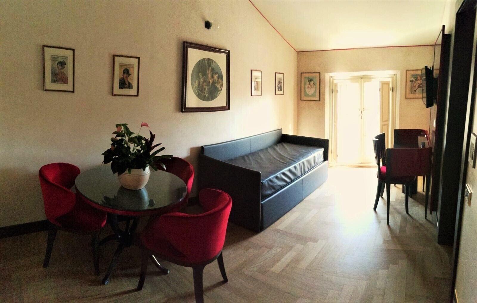 Hotel Verdi Boutique Hotel Парма Екстериор снимка